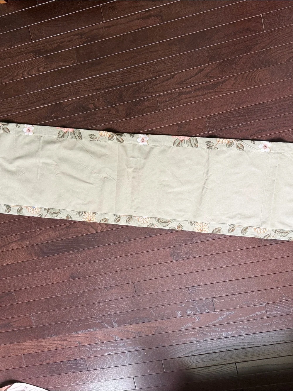 Threshold Floral Garden Table Runner in Sage Green